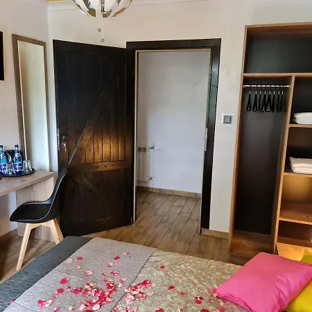 Slavia Guest house 3*